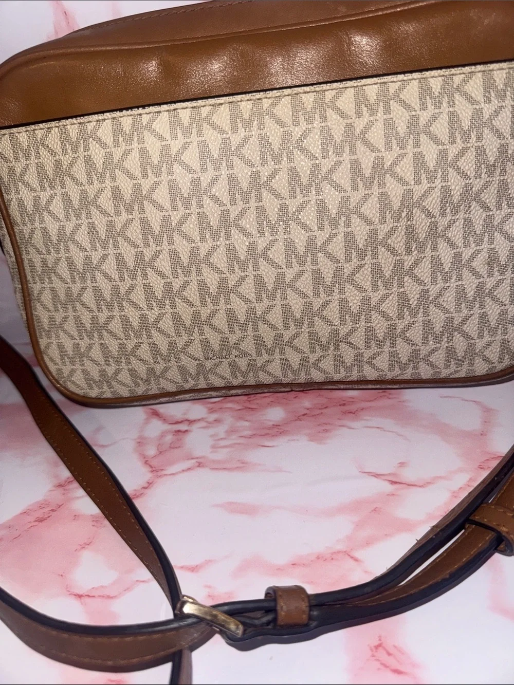 Michael Kors classic mk